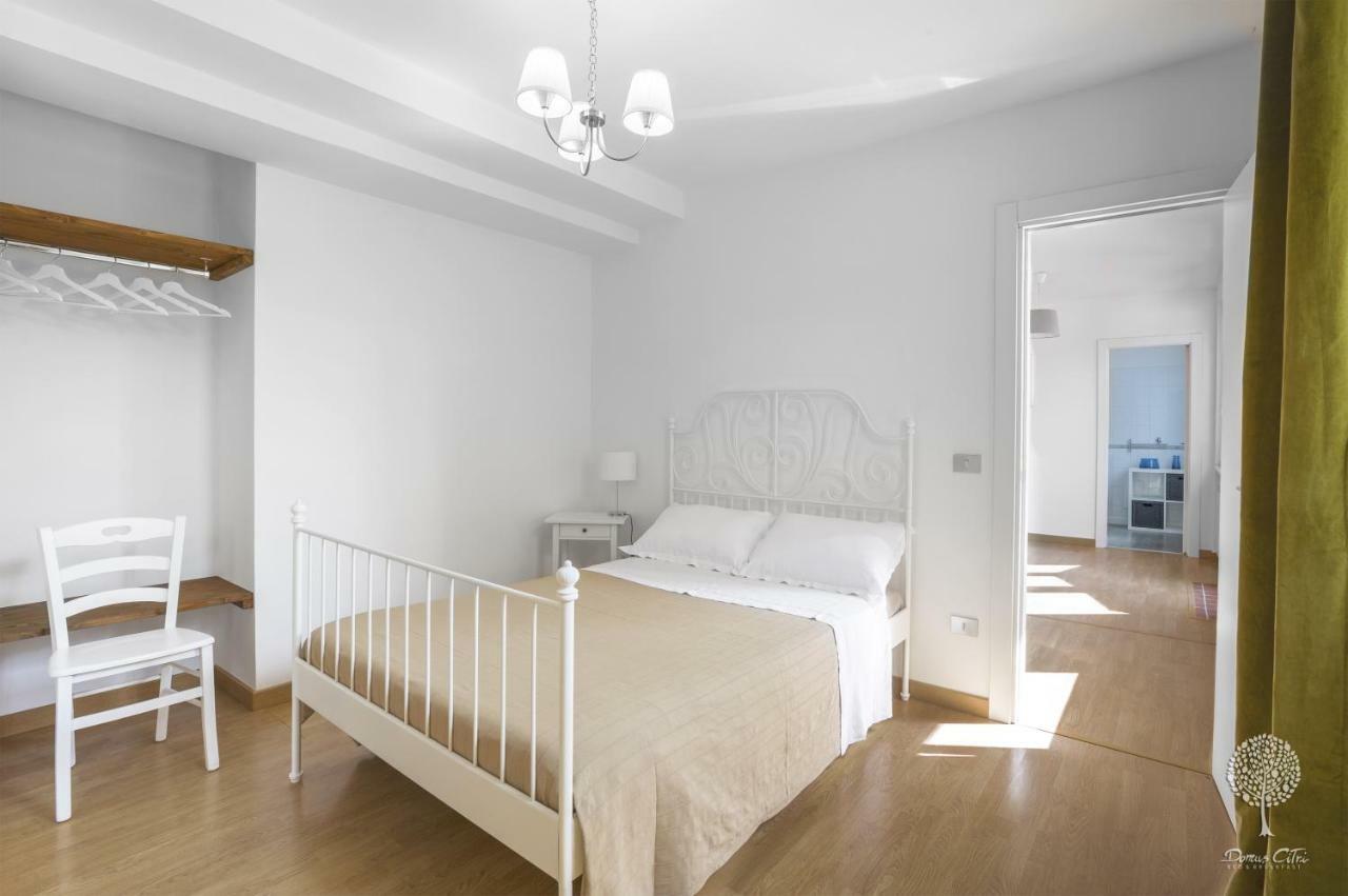 Bed and Breakfast Domus Citri Казерта Экстерьер фото